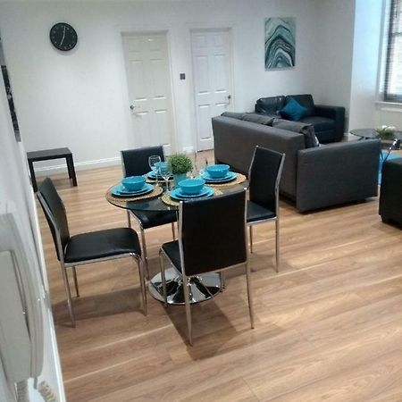 Clifton Apartment Luton  Zewnętrze zdjęcie