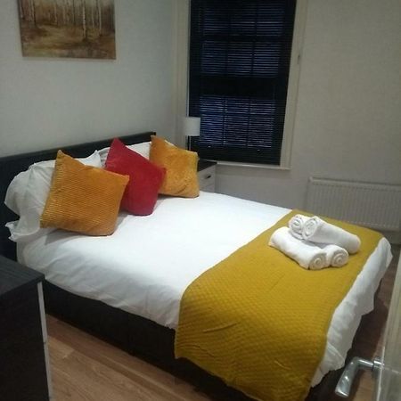 Clifton Apartment Luton  Zewnętrze zdjęcie