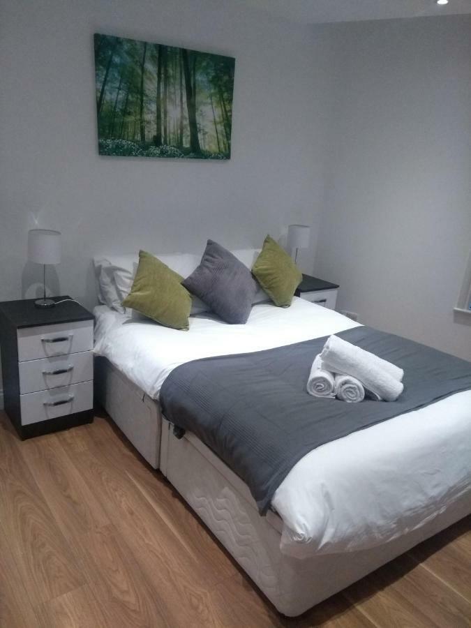 Clifton Apartment Luton  Zewnętrze zdjęcie